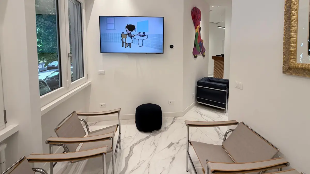 Studio-dentistico-dottoressa-Cristina-Vitale-Roma (10)