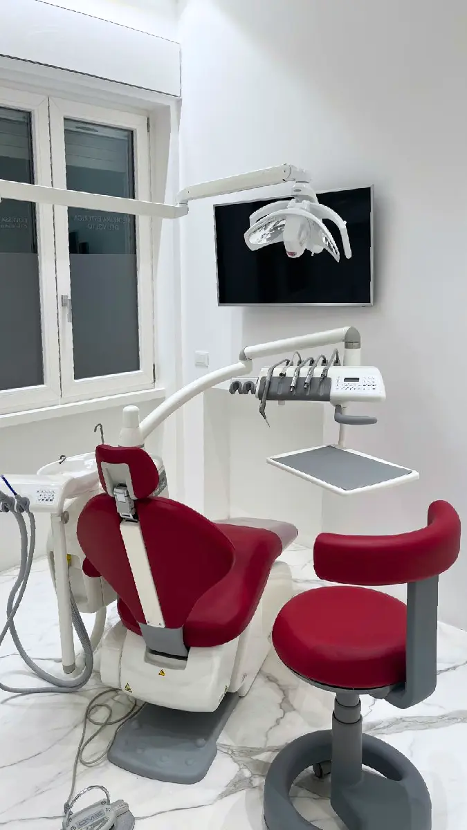 Studio-dentistico-dottoressa-Cristina-Vitale-Roma (7)
